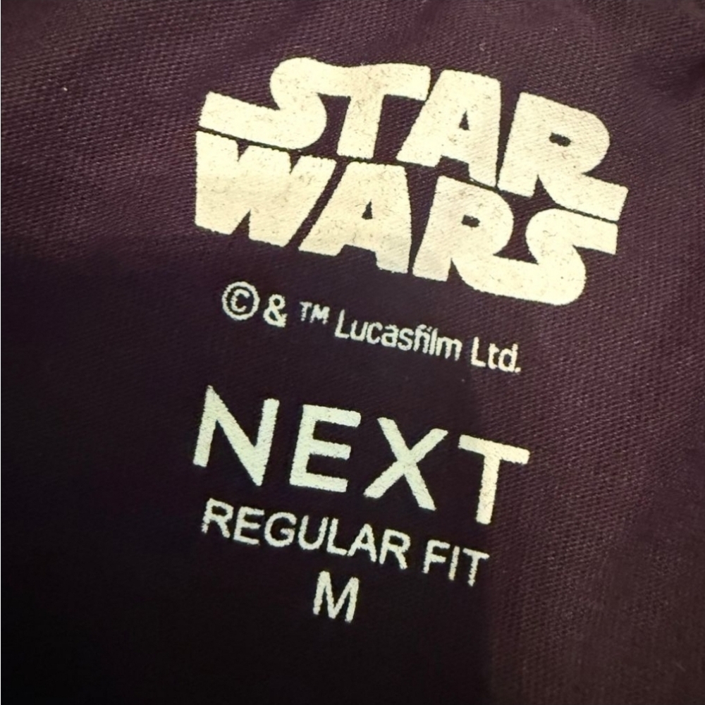 Star Wars Christmas AT-AT Walker T-Shirt Holiday Tee Nexus Reykjavík Iceland (M) - Picture 4 of 6